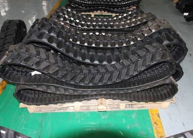 Construction Machinery Track Loader Rubber Tracks 300 * 52.5 * 80 For Case Komatsu