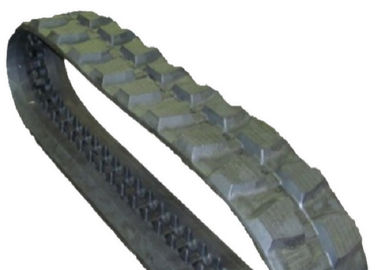 450 X 84 X 56 Undercarriage Rubber Tracks Good Tensile Strength With Turf Pattern