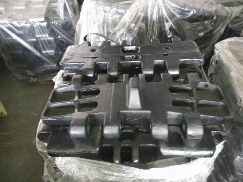 Full Size Excavator Rubber Pads LS218RH5 Surface Hardening 2500 Hours
