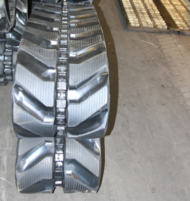 450x81.5x76 Excavator Rubber Tracks with 81.5mm Pitch