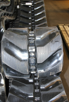 450x81.5x76 Excavator Rubber Tracks with 81.5mm Pitch