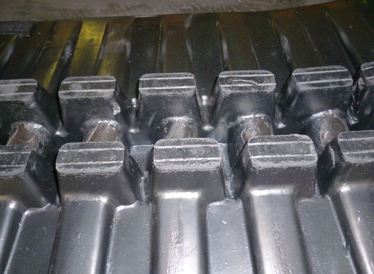 450x71x86 308BSR Excavator Rubber Track Total Length 71x86 6106mm
