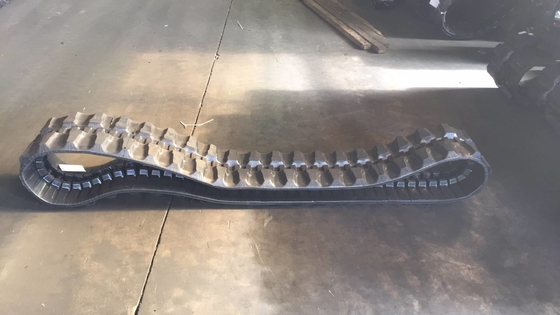 350/52.5/104  Horizontal Drilling Machine Rubber Track