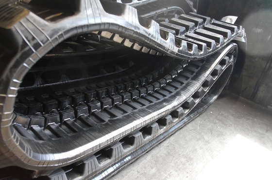 350/52.5/104  Horizontal Drilling Machine Rubber Track